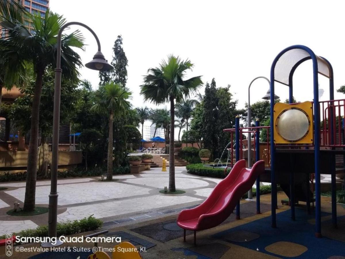 Ringko Service Apartments At Berjaya Times Square Kl Куала-Лумпур Екстер'єр фото